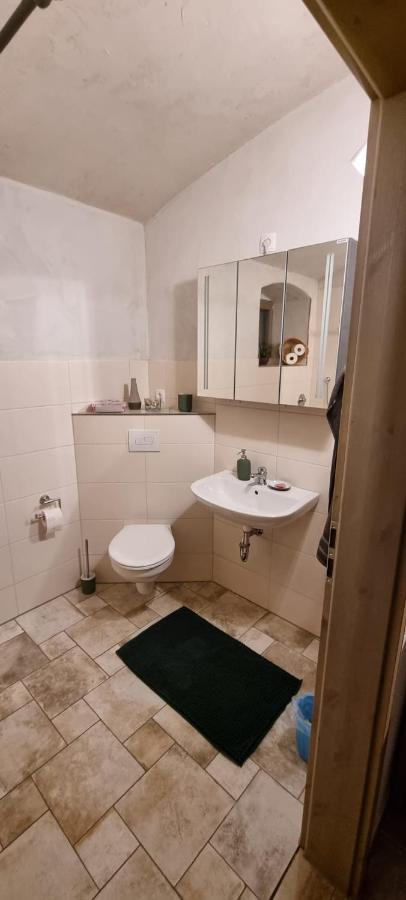 Monteur-Ferienwohnung Ot Naundorf Naundorf  Exterior foto