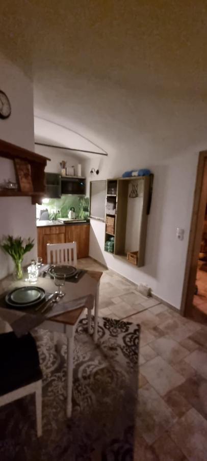 Monteur-Ferienwohnung Ot Naundorf Naundorf  Exterior foto